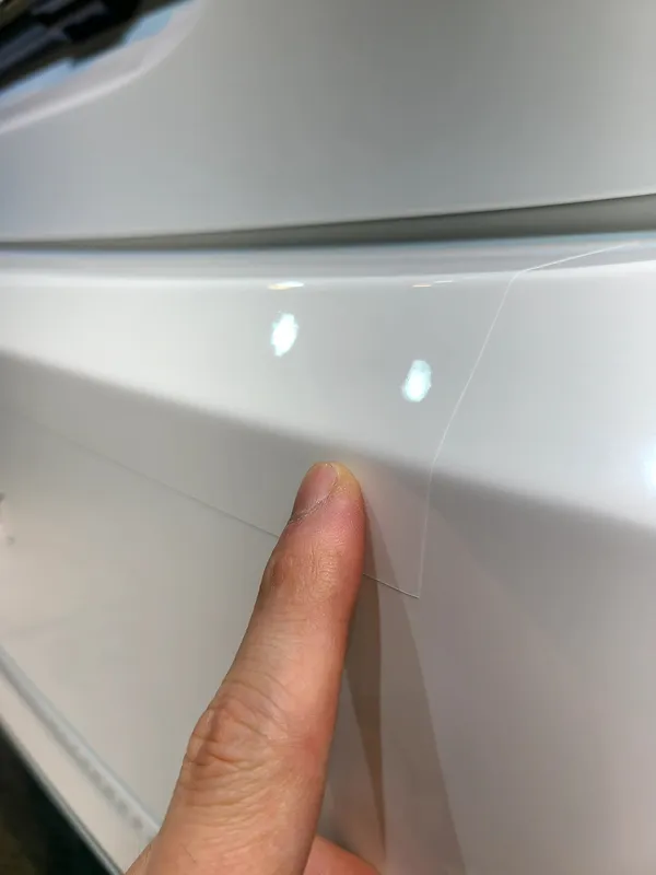 Mercedes-Benz Eクラス W212のガラスコーティング事例 施工写真 3-2