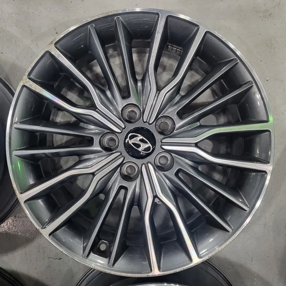Hyundai Elantra tires review
