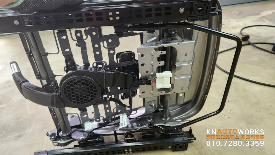 Hyundai Elantra CN7 seat ventilation - Hyundai Elantra CN7 Seat Climate Upgrade Review photo 5