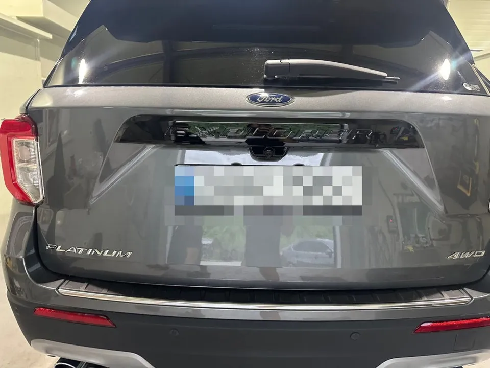 Ford Explorerのホイールリペア・塗装事例 施工写真 3-2