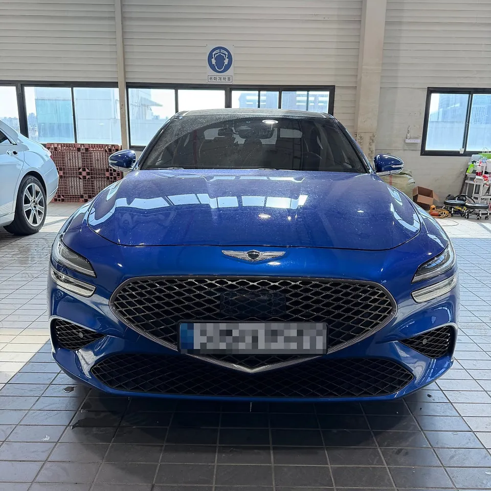 Genesis G70のカーラッピング事例｜費用目安・仕上がり 写真