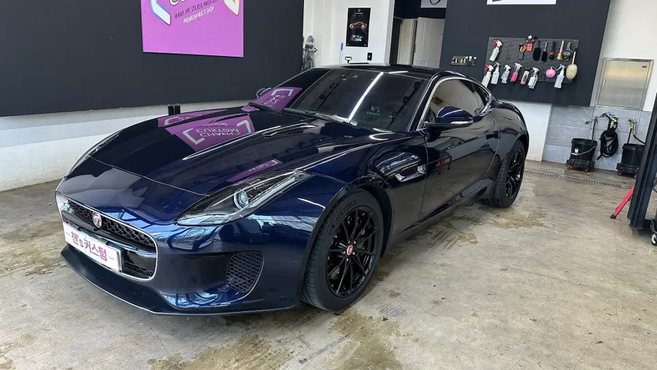 Jaguar F-Typeのカーラッピング事例｜費用目安・仕上がり 施工写真 1-1