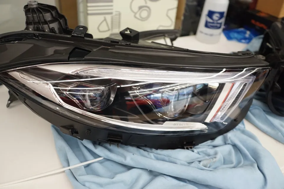 Mercedes-Benz CLS lighting upgrade - Mercedes-Benz CLS LED Upgrade Review — Enhanced Night Driving photo 4