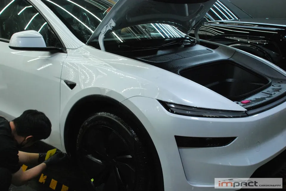Tesla Model Y PPF施工事例|費用目安・仕上がり 施工写真 2-3