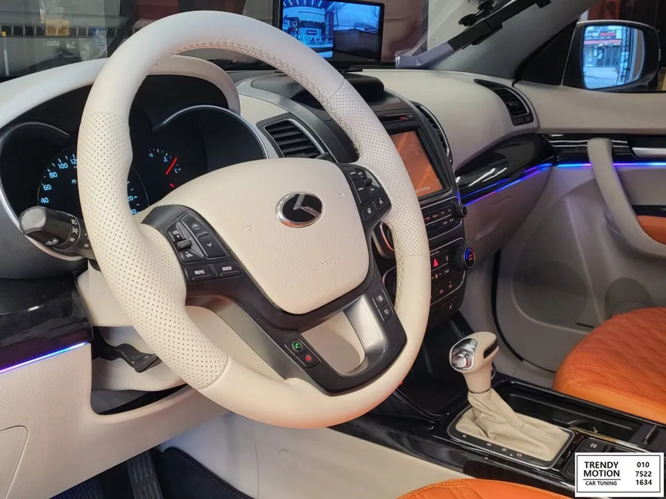 Kia Sorento R interior customization - Kia Sorento R Interior Customization Review photo 4