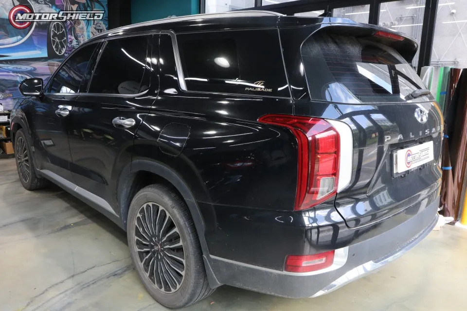 Hyundai Palisadeのカーラッピング事例|費用目安・仕上がり 施工写真 2-2