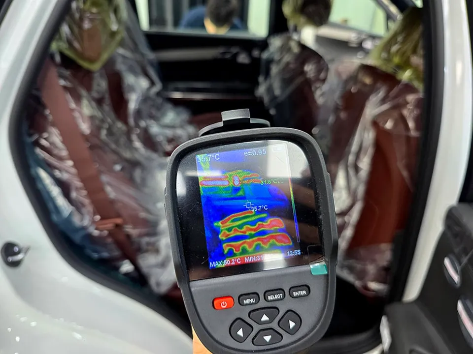 Genesis GV80のカーフィルム施工事例|費用目安・仕上がり 施工写真 3-2