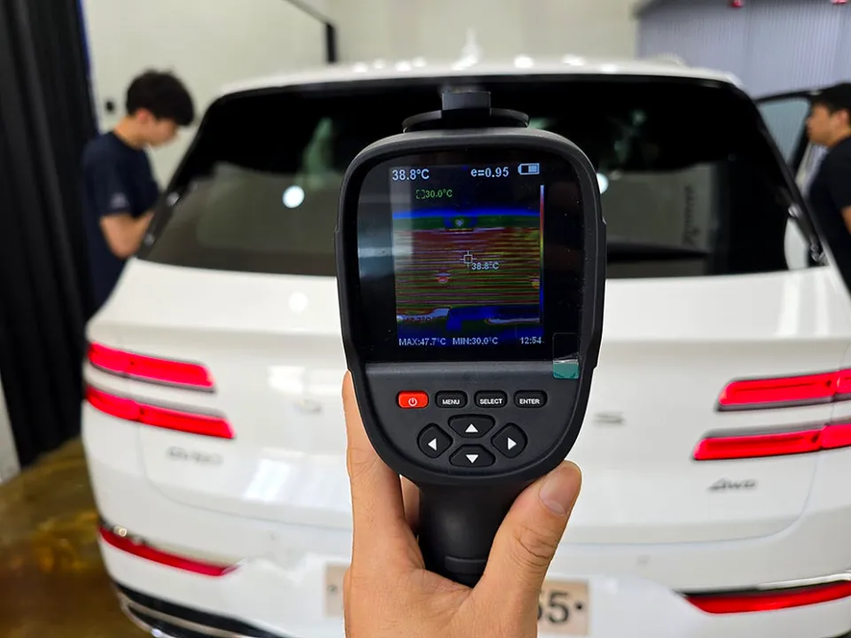Genesis GV80のカーフィルム施工事例|費用目安・仕上がり 施工写真 1-3