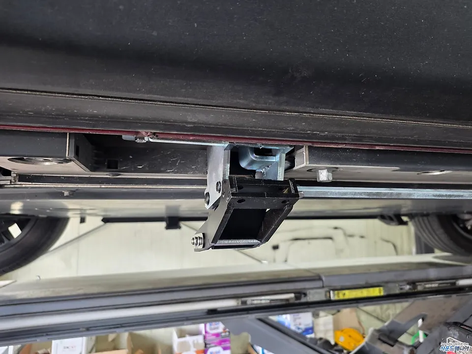 Kia EV9 body kit - Kia EV9 Body Kit Installation Review: Cost & Results photo 5