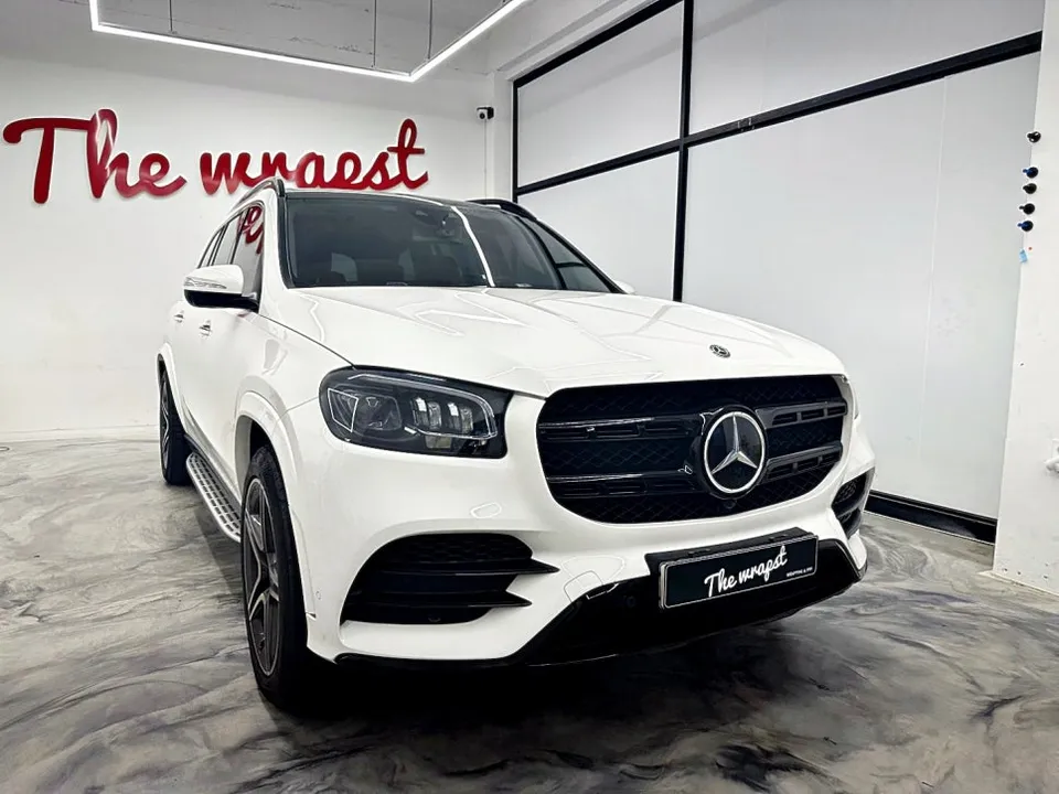 Mercedes-Benz GLS vinyl wrap - Mercedes-Benz GLS Vinyl Wrap Review: Black Package Transformation photo 5