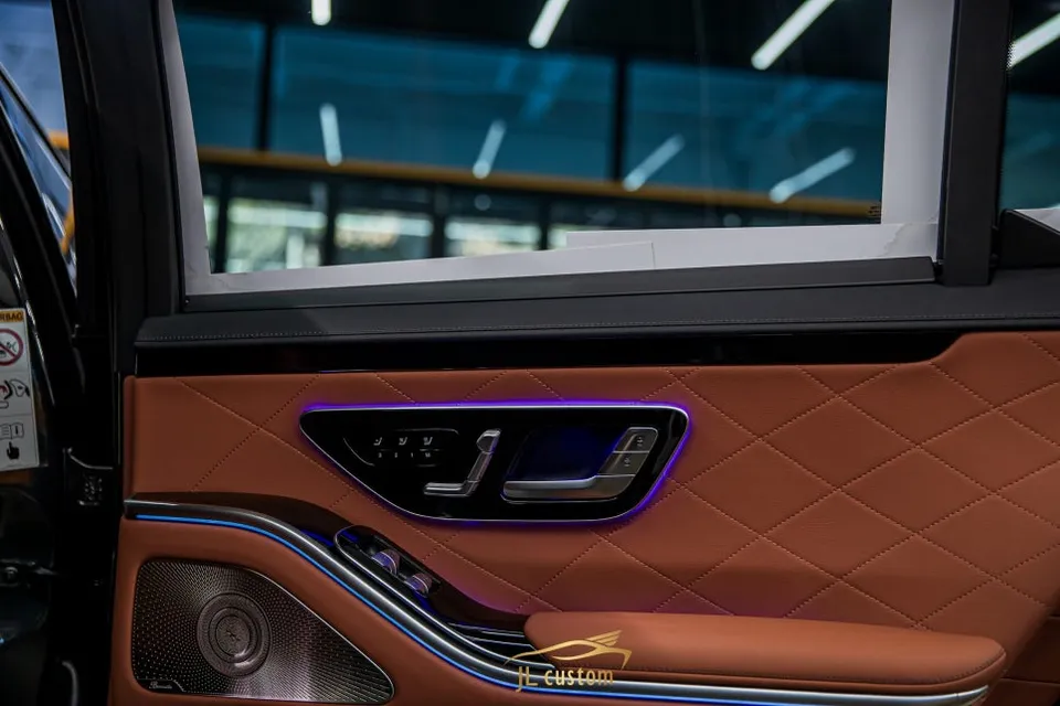 Mercedes-Benz S-Class W223 ambient lighting - Mercedes-Benz S-Class W223 Ambient Lighting Review — Cost photo 5