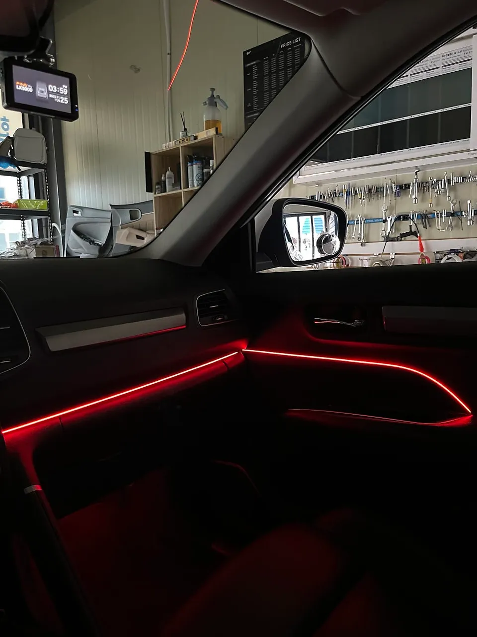Renault Korea QM6 ambient lighting - Renault Korea QM6 Ambient Lighting Review — Enhanced Interior photo 3