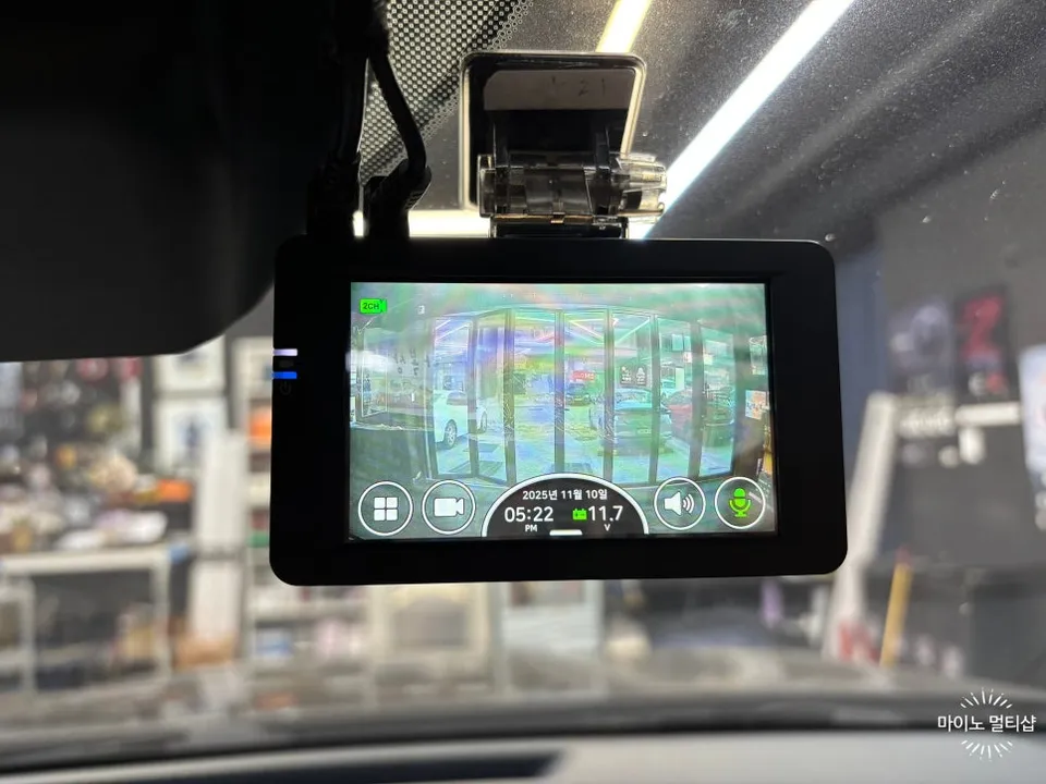 Kia Sorento MQ4 dash cam - Kia Sorento MQ4 Dash Cam Installation Review photo 3