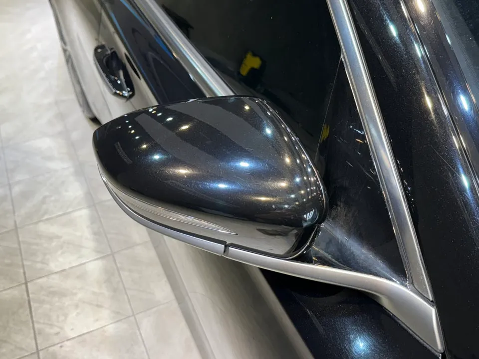 Hyundai Azeraのガラスコーティング事例 施工写真 2-2