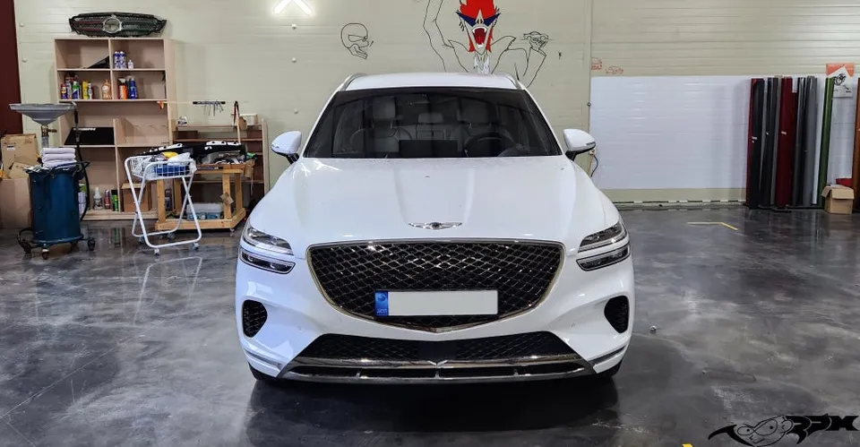 Genesis GV70 Vinyl Wrap Review: Enhanced Style & Protection