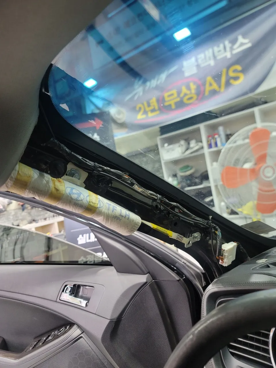 Kia K5のドラレコ取付事例｜費用目安と仕上がり 施工写真 1-3