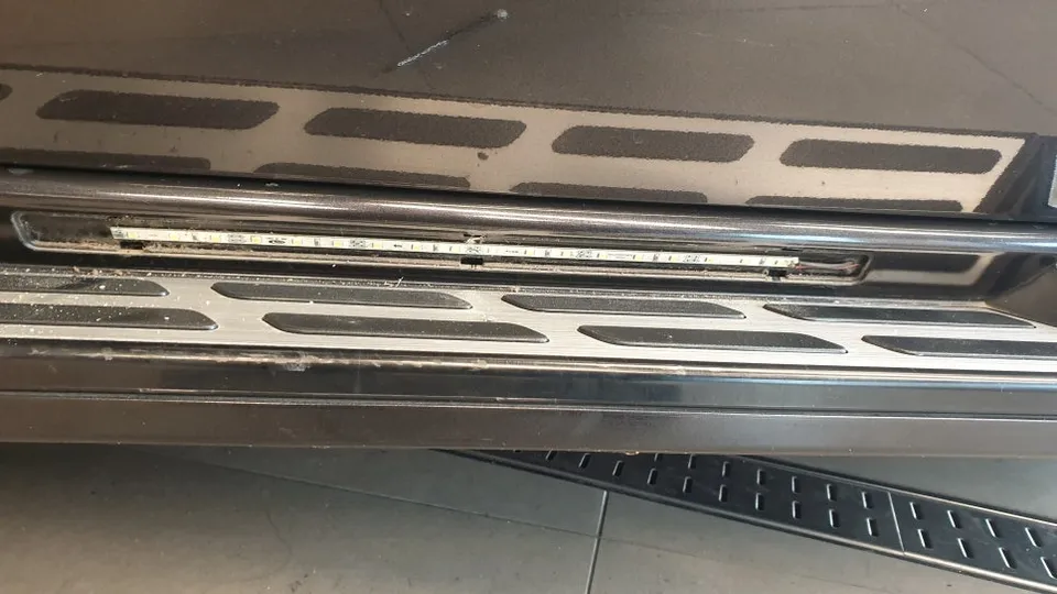 Kia Carnival YP body kit - Kia Carnival YP Body Kit Installation Review photo 3