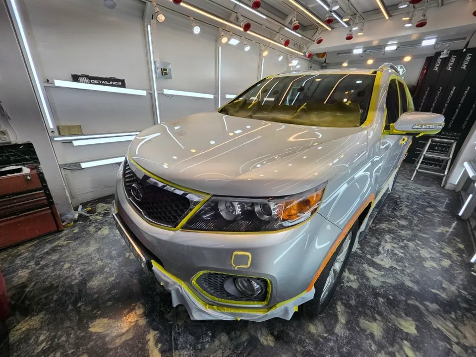 Kia Sorentoのガラスコーティング事例|費用目安・仕上がり 施工写真 3-2