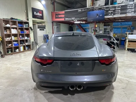 Jaguar F-Typeのカーラッピング事例 施工写真 2-1