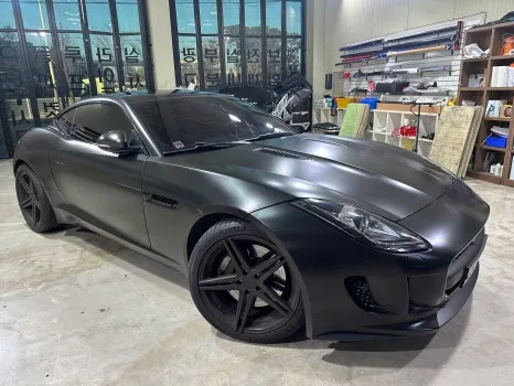 Jaguar F-Typeのカーラッピング事例 施工写真 1-2