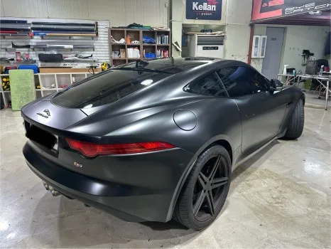 Jaguar F-Typeのカーラッピング事例 施工写真 2-2