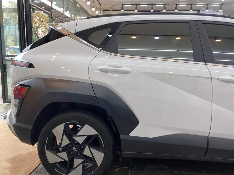 Hyundai Kona SX2のカーフィルム施工事例｜費用目安・仕上がり 施工写真 6
