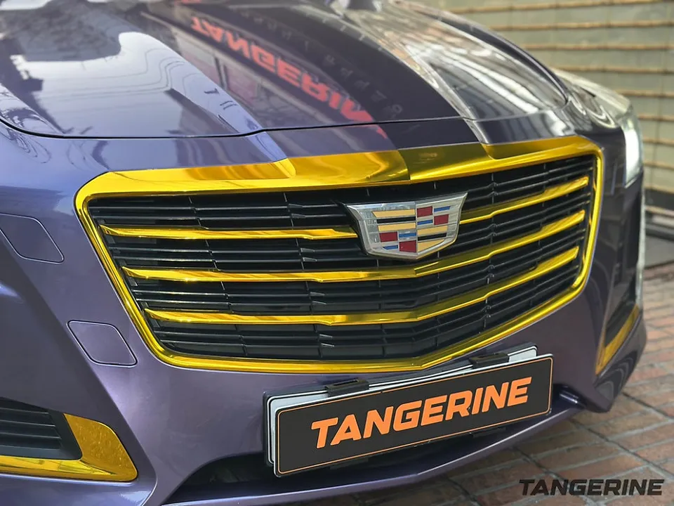 Cadillac CT5のカーラッピング事例|費用目安・仕上がり 施工写真 3-2