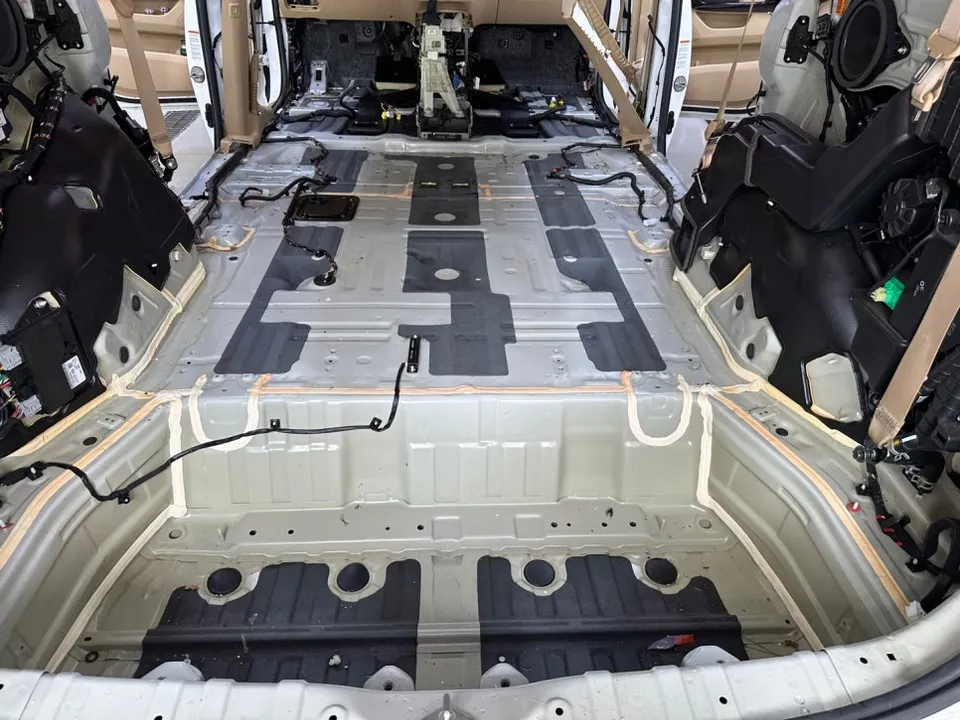 Kia Carnival PPF施工事例｜韓国での実例紹介 施工写真 2-2