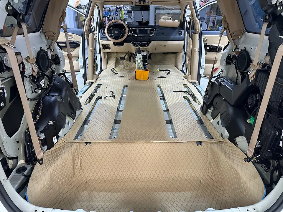 Kia Carnival PPF施工事例｜韓国での実例紹介 施工写真 3-3