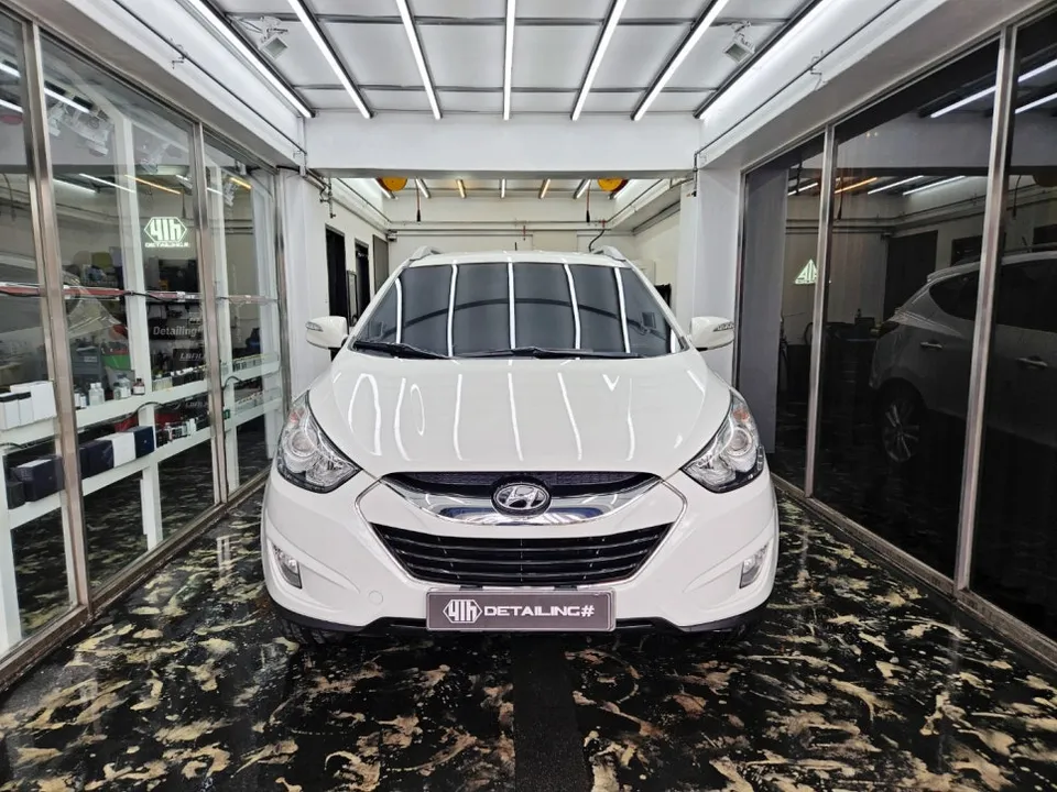 Hyundai Tucsonのガラスコーティング事例|費用目安・仕上がり 施工写真 1-3