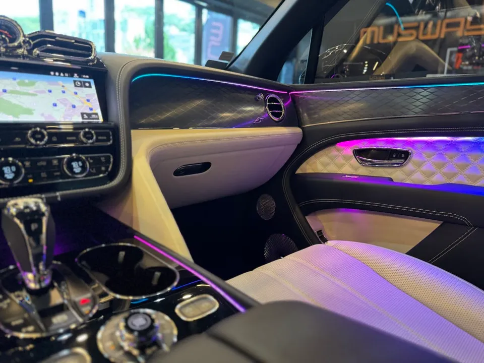 Bentley Bentayga ambient lighting - Bentley Bentayga Ambient Lighting Upgrade: 8-Hour Transformation photo 4