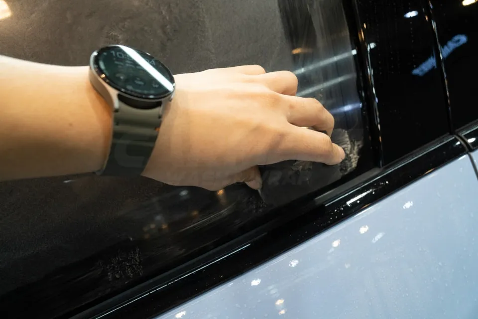 Kia Niroのカーフィルム施工事例|費用目安と仕上がり 施工写真 2-2