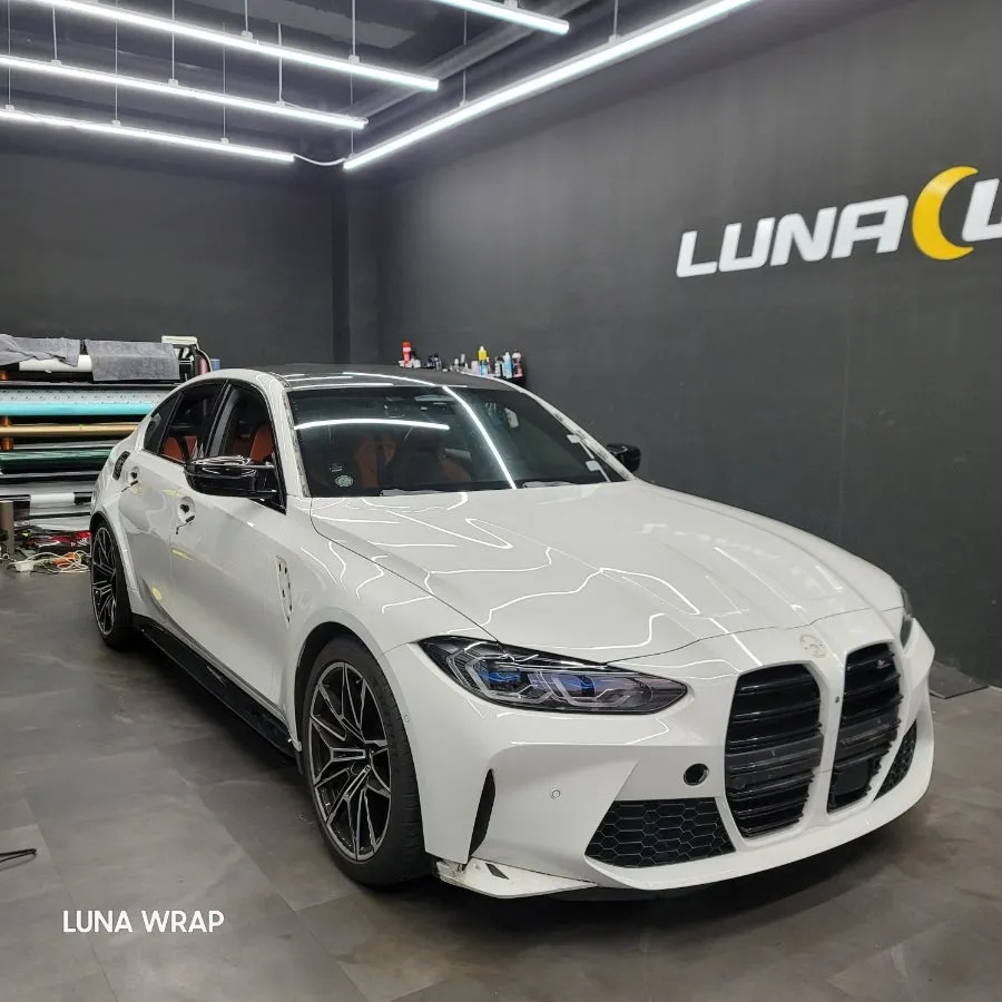 BMW M3のカーラッピング事例|サテンブラックの仕上がり 施工写真 4-1