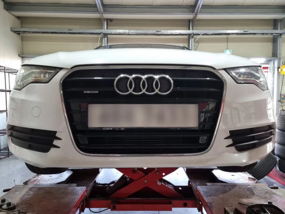 Audi A6のホイールリペア・塗装事例 施工写真 1-1
