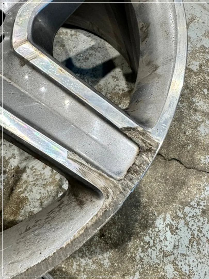 Mercedes-Benz GLE wheel repair - Mercedes-Benz GLE Wheel Repair & Refinishing — AMG Gloss Black photo 6