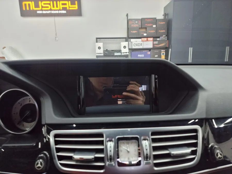 Mercedes-Benz E-Class W212 android head unit - Mercedes-Benz E-Class W212 Android Head Unit Review photo 3
