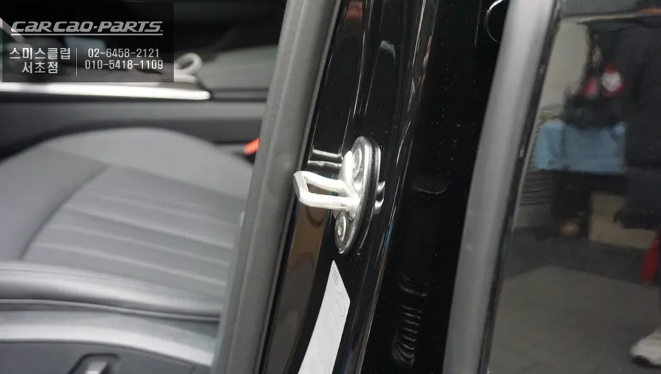 Audi A6 C8 oem options - Audi A6 Ghost Door Installation Review photo 4