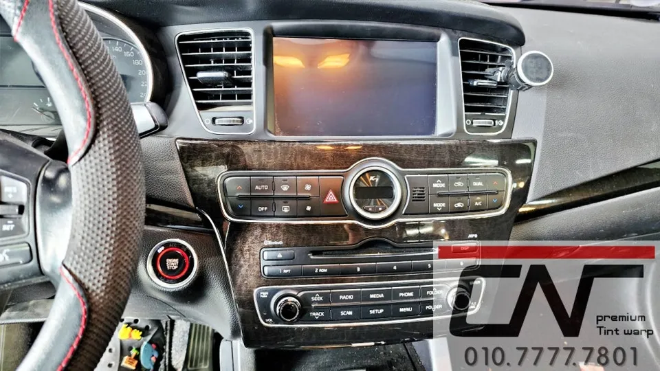 Kia K7のドラレコ取付事例|費用目安と仕上がり 施工写真 2-1