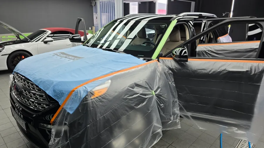 Ford Explorerのカーフィルム施工事例｜費用目安・仕上がり 施工写真 1-1