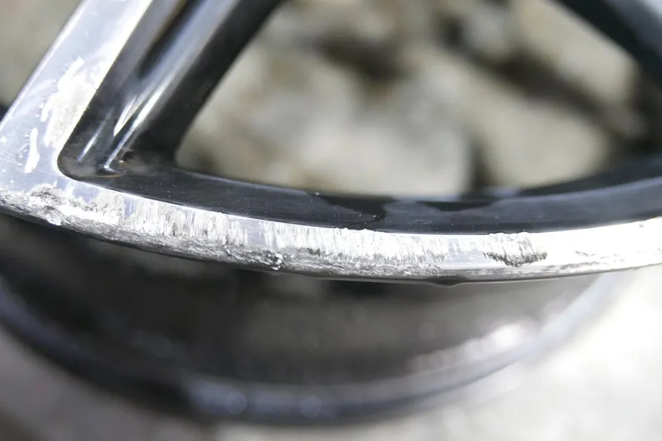 BMW 850i wheel repair - BMW 850i Wheel Repair & Painting Review photo 3