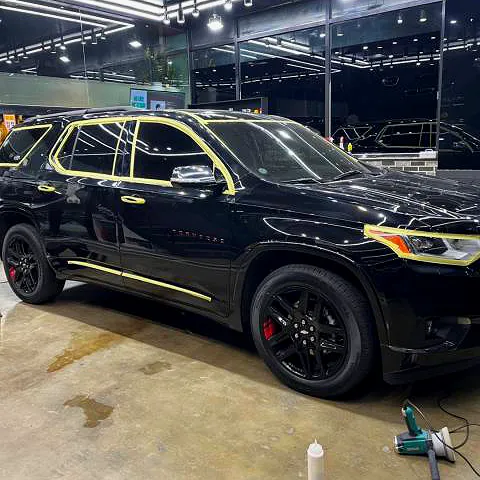 Chevrolet Traverseのガラスコーティング事例|費用目安・仕上がり 施工写真 3-2