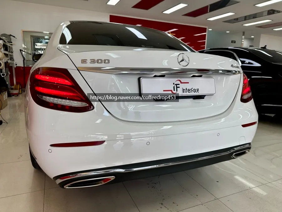 Mercedes-Benz E-Class W213 vinyl wrap - Mercedes-Benz E-Class Vinyl Wrap Review — Enhanced Aesthetics photo 3
