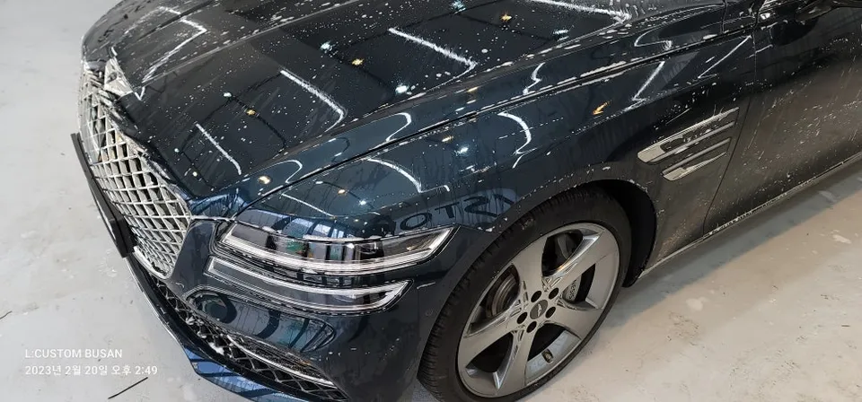 Genesis G80のガラスコーティング事例|費用目安・仕上がり 施工写真 2-2