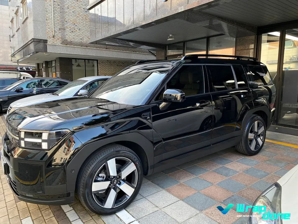Hyundai Santa Fe MX5 vinyl wrap installation result