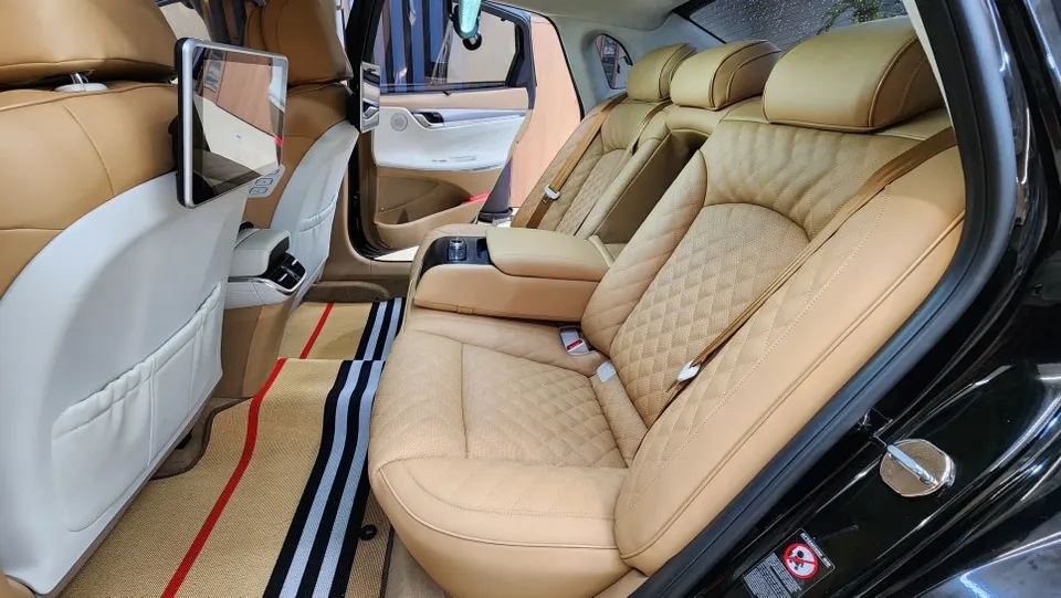 Hyundai Grandeur IG seat ventilation - Hyundai Grandeur IG Seat Climate Upgrade Review photo 4