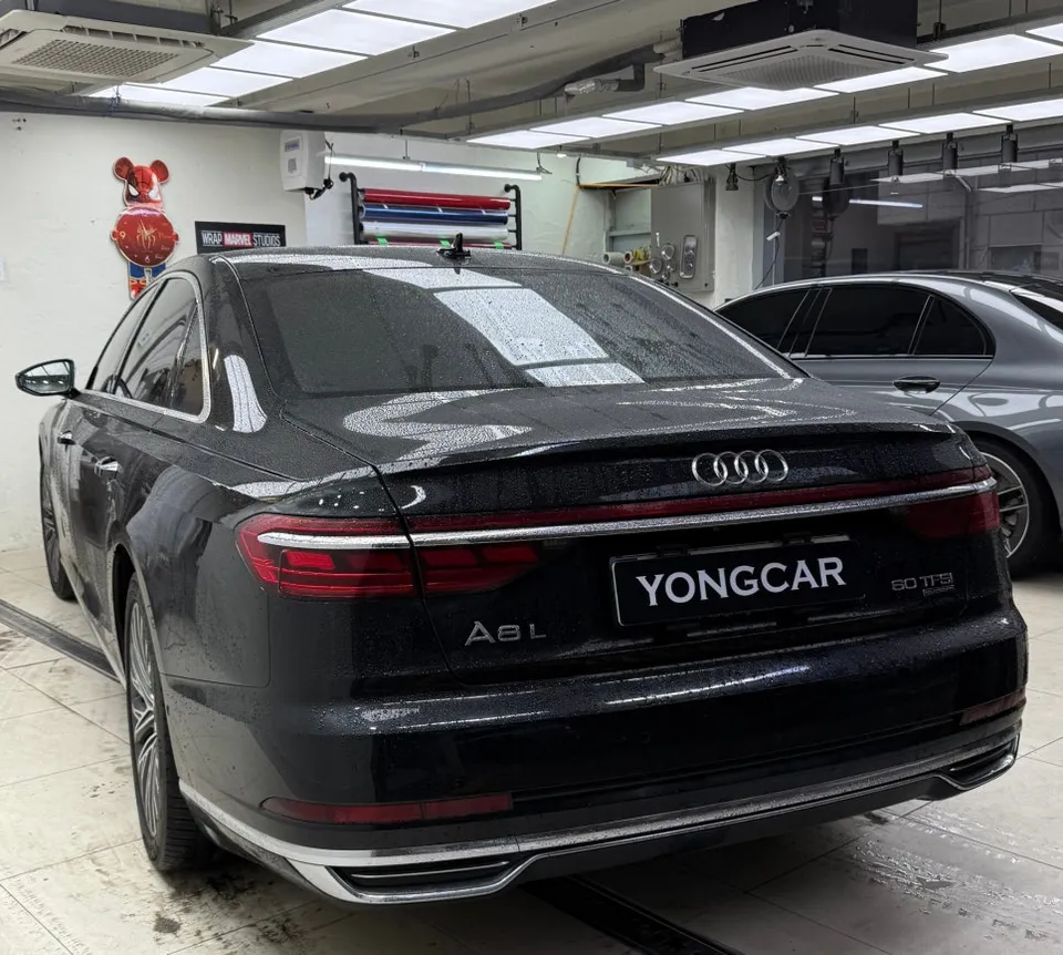 Audi A8のPPF部分施工事例|費用目安と仕上がり 施工写真 3-1