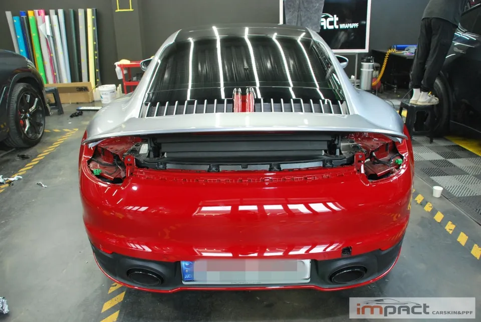 Porsche 911 Carreraのカーラッピング事例 施工写真 4