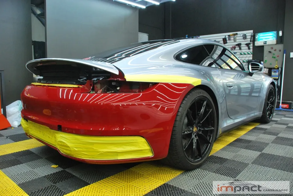 Porsche 911 Carreraのカーラッピング事例 施工写真 5