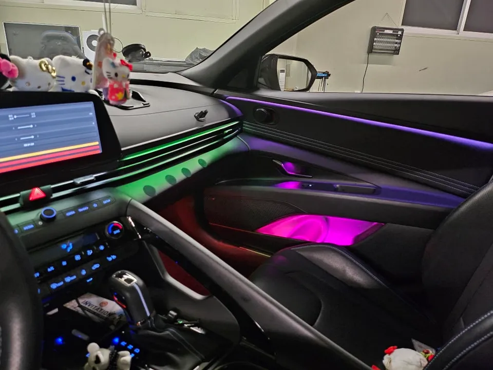 Hyundai Elantra Ambient Lighting Review — Enhanced Interior Mood