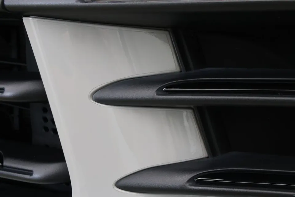 Porsche CayenneのPPF施工事例 施工写真 2